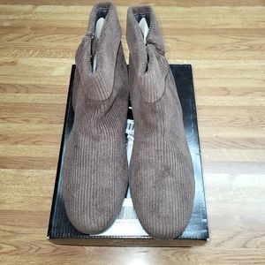 COPY - Beacon Corduroy Ankle Boots Size 11  Brown